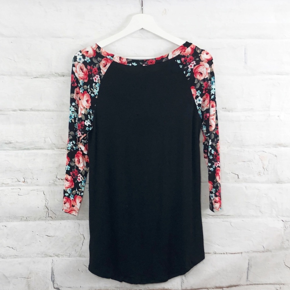 Black Floral Top - Picture 3 of 3